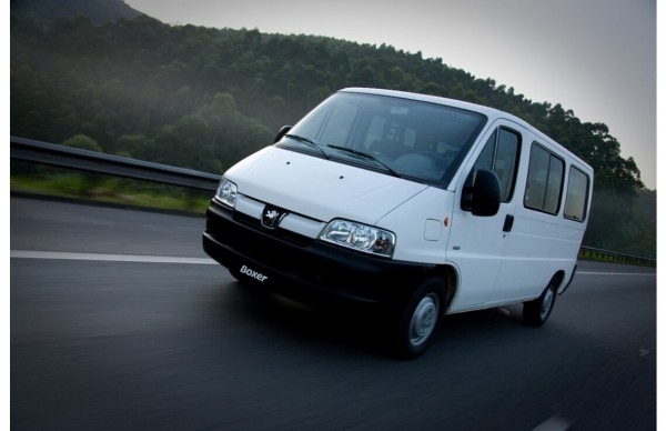 2016 Peugeot Boxer Furgão – Manual do Proprietário